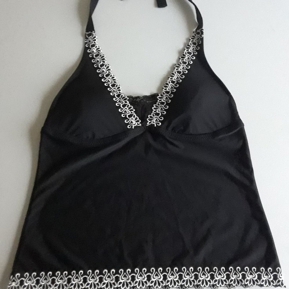 Black and White Halter Tankini Swim Top, Pre-Owned in Great Condition